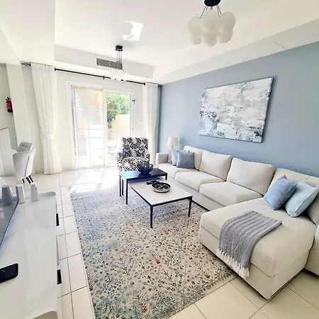 Elegant Furnished 1Br Apartment In Princess Tower By Bhavan Vacation Homes دبي المظهر الخارجي الصورة