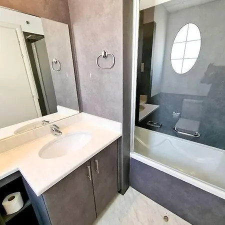 Elegant Furnished 1Br Apartment In Princess Tower By Bhavan Vacation Homes دبي المظهر الخارجي الصورة