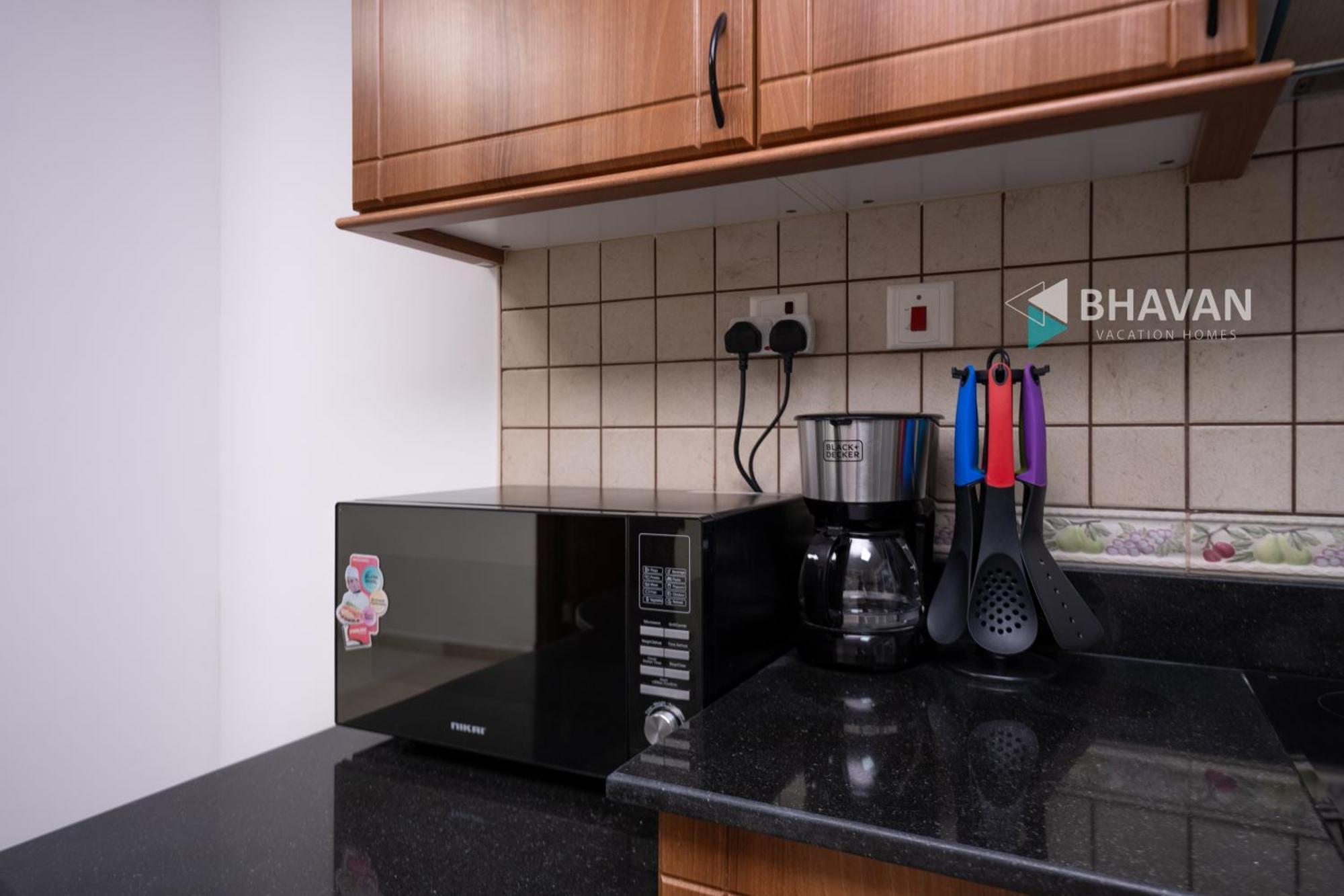 Apartment Elegant Furnished 1br In Princess Tower By Bhavan *