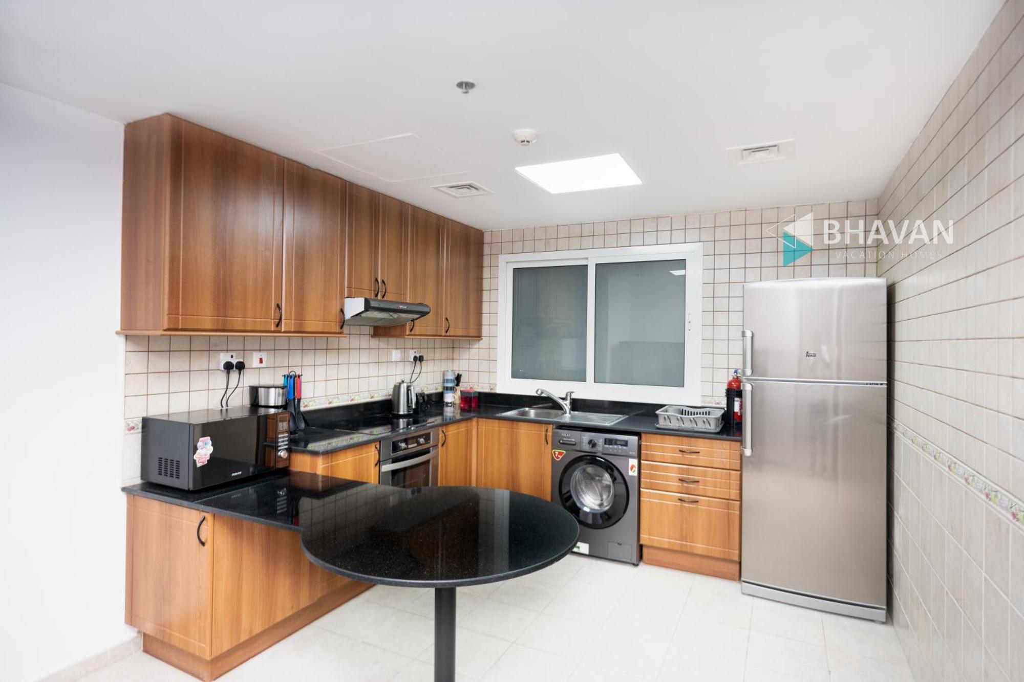 Elegant Furnished 1br In Princess Tower By Bhavan Apartment *